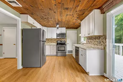 165 Colchester Avenue, East Hampton, CT 06424 - Photo 7