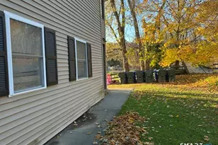 27 N Main St, Thomaston, CT 06787 - Photo 11