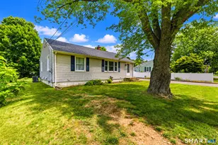 13 Parkview Rd, Wallingford, CT 06492 - Photo 3
