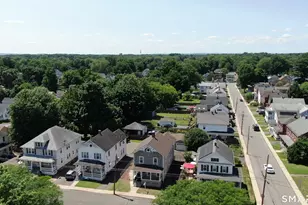 8 Chestnut St, Windsor Locks, CT 06096 - Photo 33
