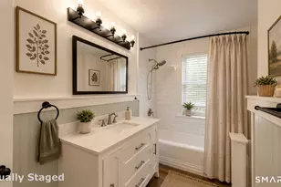8 Chestnut St, Windsor Locks, CT 06096 - Photo 21
