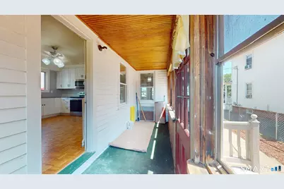 8 Chestnut Street, Windsor Locks, CT 06096 - Photo 5