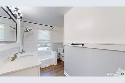 8 Chestnut Street, Windsor Locks, CT 06096 - Photo 25