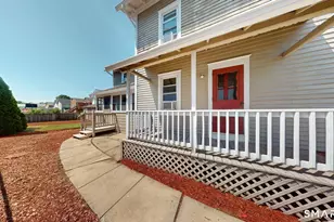8 Chestnut St, Windsor Locks, CT 06096 - Photo 27