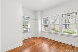 34 Harlem Ave, Bridgeport, CT 06606 - Photo 13