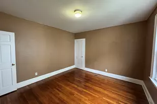 94-96 Thomaston St, Hartford, CT 06112 - Photo 21