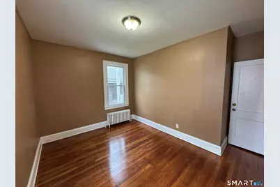 94-96 Thomaston Street, Hartford, CT 06112 - Photo 7