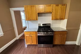 94-96 Thomaston St, Hartford, CT 06112 - Photo 5