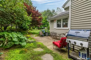 108 Colonese Rd, Fairfield, CT 06825 - Photo 21