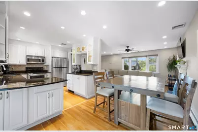 24 Heather Lane, Norwalk, CT 06851 - Photo 7