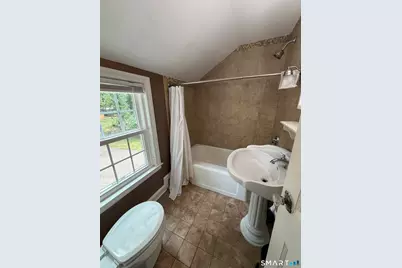 360 Griswold Street, Glastonbury, CT 06033 - Photo 19