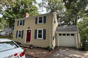 360 Griswold St, Glastonbury, CT 06033 - Photo 1
