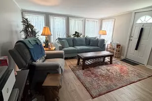 360 Griswold St, Glastonbury, CT 06033 - Photo 13