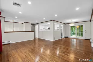 14 Briar Ln, Bloomfield, CT 06002 - Photo 9