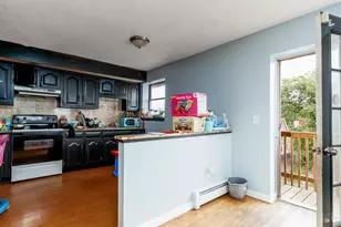 229 Franklin Ave, Hartford, CT 06114 - Photo 13