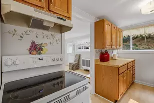 488 Lake Dr, Guilford, CT 06437 - Photo 17