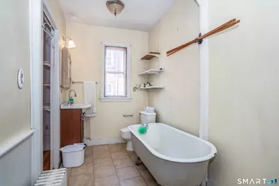 26 Bonner Street, Hartford, CT 06106 - Photo 17