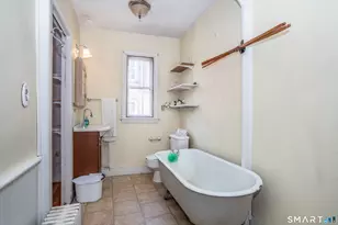 26 Bonner St, Hartford, CT 06106 - Photo 17