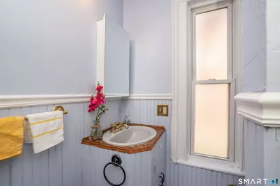 26 Bonner Street, Hartford, CT 06106 - Photo 13