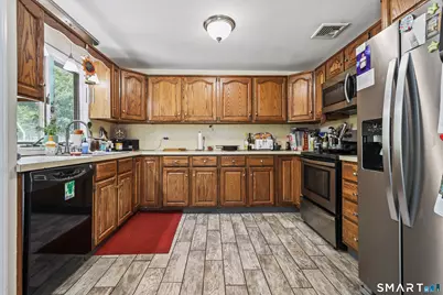 58 Oak Hollow Drive, Waterbury, CT 06708 - Photo 5