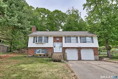 58 Oak Hollow Drive, Waterbury, CT 06708 - Photo 1
