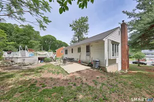 58 Oak Hollow Dr, Waterbury, CT 06708 - Photo 15