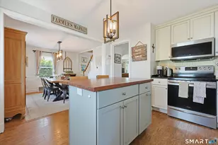 27 Kohary Dr, Milford, CT 06460 - Photo 11