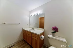 33 Ivy Ln, South Windsor, CT 06074 - Photo 5