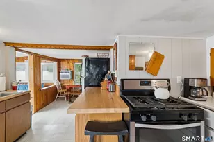 812 W Wakefield Blvd, Winchester, CT 06098 - Photo 23