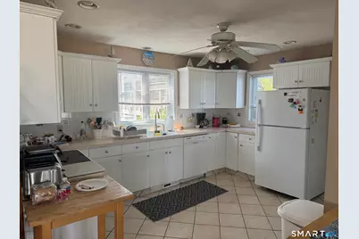 105 Milford Point Road, Milford, CT 06460 - Photo 15