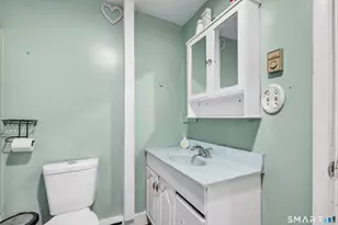 7 Genesee St, East Haven, CT 06512 - Photo 21