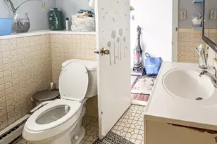 7 Genesee St, East Haven, CT 06512 - Photo 33
