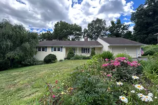 85 10 Acre Rd, Middletown, CT 06457 - Photo 1