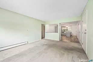 31 Kay Ln, Waterbury, CT 06708 - Photo 7