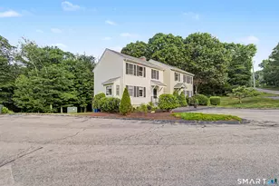 2 Castle Meadow Dr, Stonington, CT 06379 - Photo 3