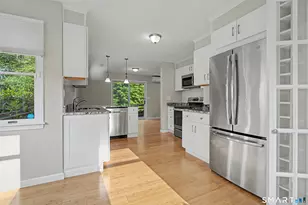 2 Castle Meadow Dr, Stonington, CT 06379 - Photo 7