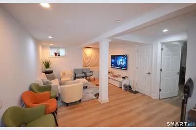 70 Lincoln Avenue, Stamford, CT 06902 - Photo 13