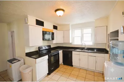 70 Lincoln Avenue, Stamford, CT 06902 - Photo 25