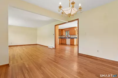 19 Palmer Road, North Haven, CT 06473 - Photo 7
