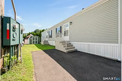 21 Western Sands Bridge, Wallingford, CT 06492 - Photo 3