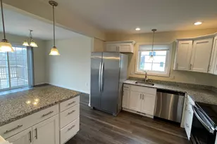 28 Woodside Dr, Tolland, CT 06084 - Photo 3