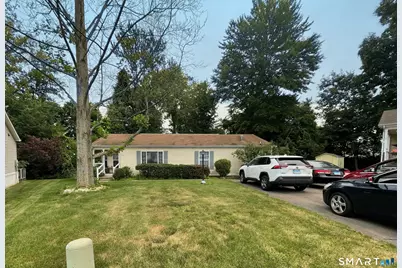 13 Laurel Circle, East Windsor, CT 06088 - Photo 1