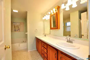 13 Laurel Cir, East Windsor, CT 06088 - Photo 29