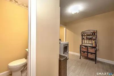 43 Prairie Avenue, Derby, CT 06418 - Photo 23