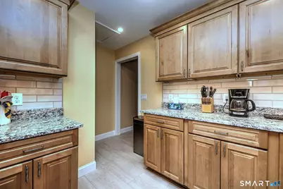43 Prairie Avenue, Derby, CT 06418 - Photo 21