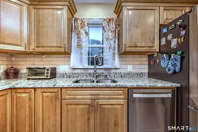 43 Prairie Avenue, Derby, CT 06418 - Photo 17