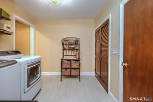 43 Prairie Ave, Derby, CT 06418 - Photo 25