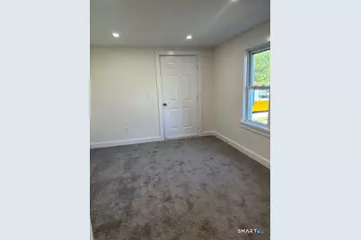 70 Dyke Lane, Stamford, CT 06902 - Photo 9