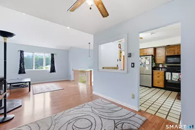 36 Lester Street, New London, CT 06320 - Photo 9