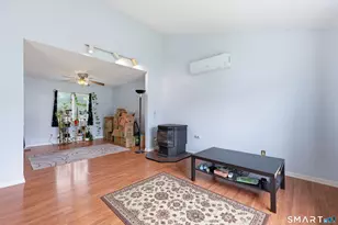 36 Lester St, New London, CT 06320 - Photo 5